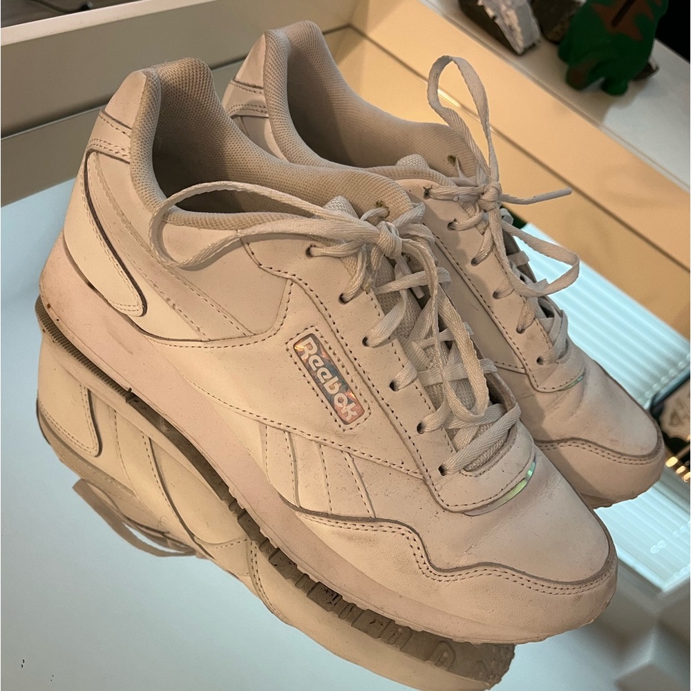 Reebok Shoes - Picture 1 of 3